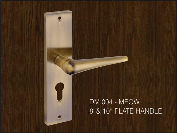Meow by Decor Brass Pull Plate