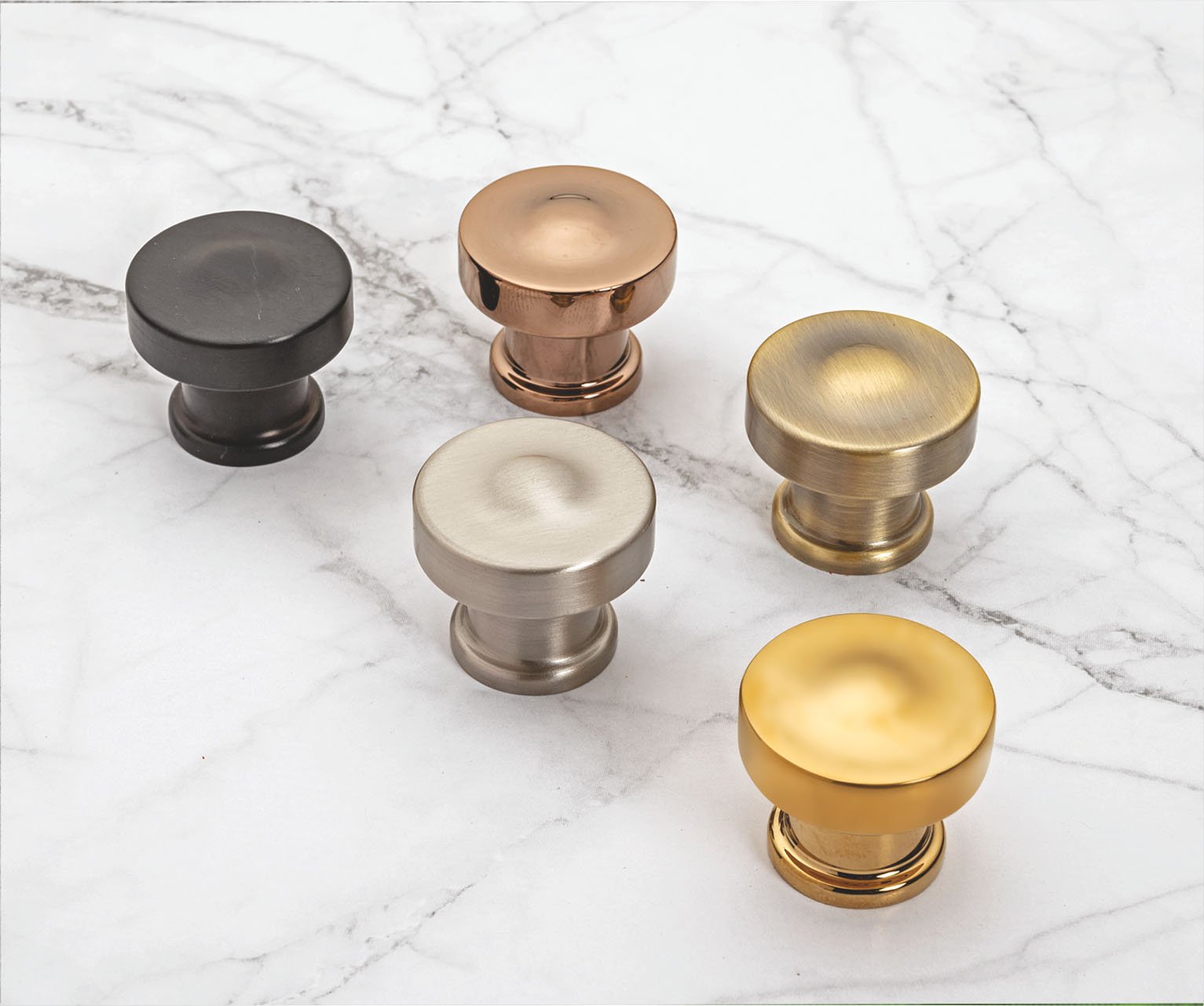 Knobs by Decor Hardware