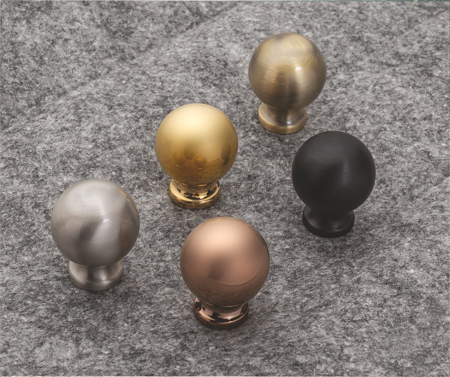 Knobs by Decor Hardware