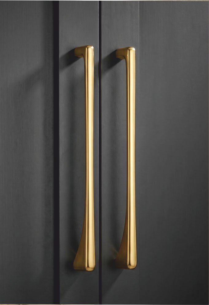 Cabinet & Wardrobe Pulls by Decor Hardware