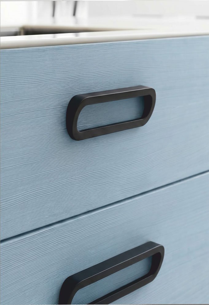 Cabinet & Wardrobe Pulls by Decor Hardware